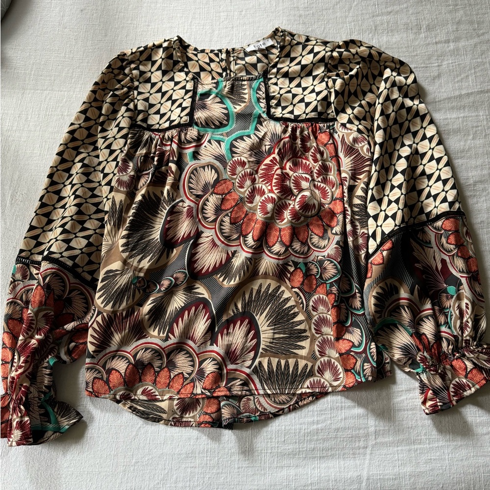 Women’s Fate Blouse